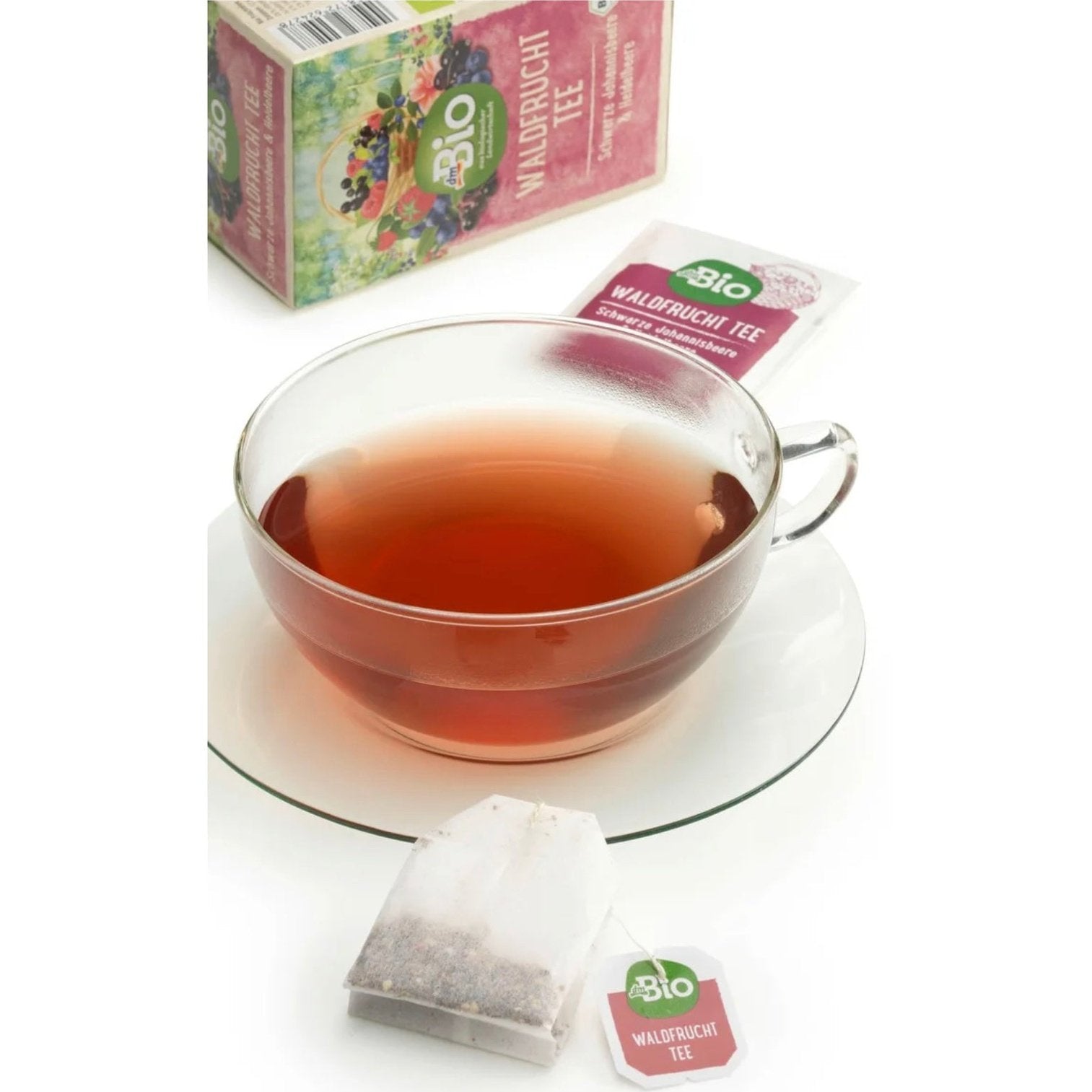 bio organic tea in cup and tea bag